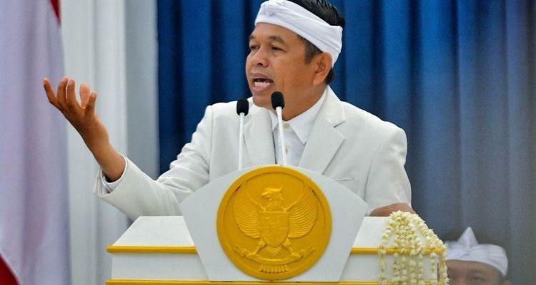 PDIP Keluar dari DPRD Jawa Barat: Kisah Unik Putri Bungsu Dedi Mulyadi yang Ngambek