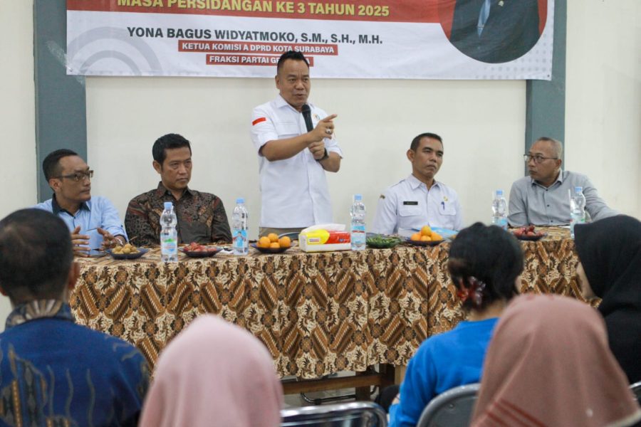 Reses DPRD Surabaya 2025, Yona Bagus Widyatmoko Komitmen Terus Kawal Aspirasi