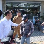 Wali Kota Surabaya Ancam Cabut Izin Toko Modern! Parkir Liar Bisa Didenda Rp50 Juta