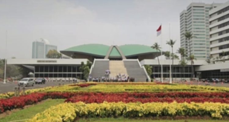 7 Fakta Menarik Tentang Gedung Parlemen Indonesia