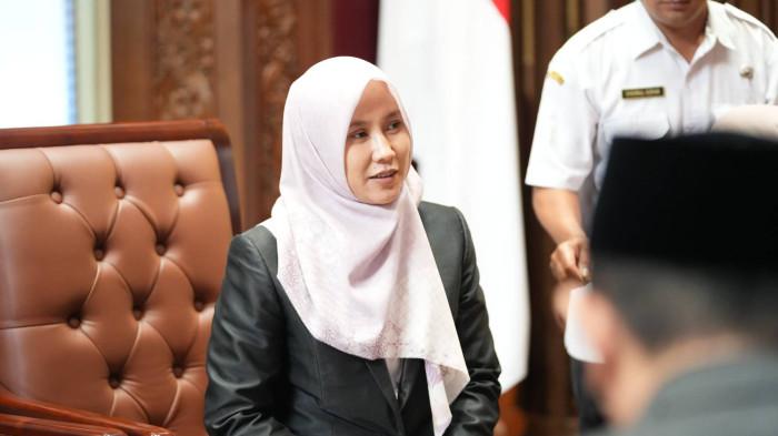 Wakil Ketua DPRD Jatim Sri Wahyuni