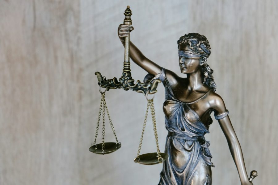 DPR dan Fungsi Legislasi: Bagaimana negara Hukum Dibentuk di Indonesia? supremasi hukum