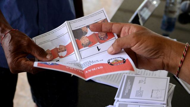 politik uang dpr