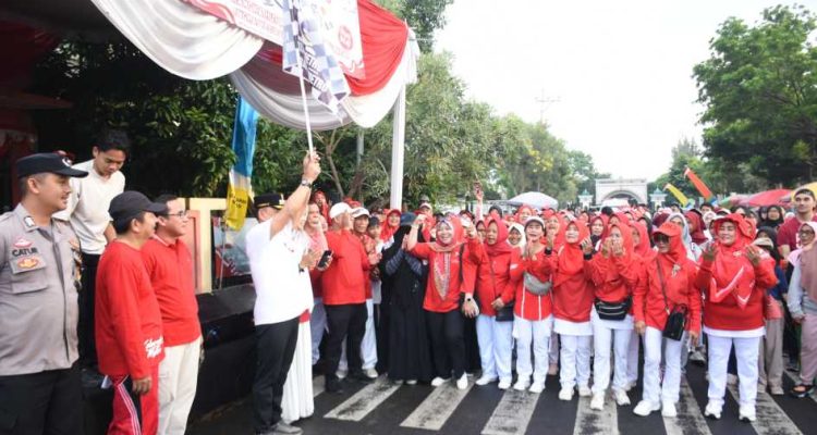 Jalan sehat HUT ke-80 RI
