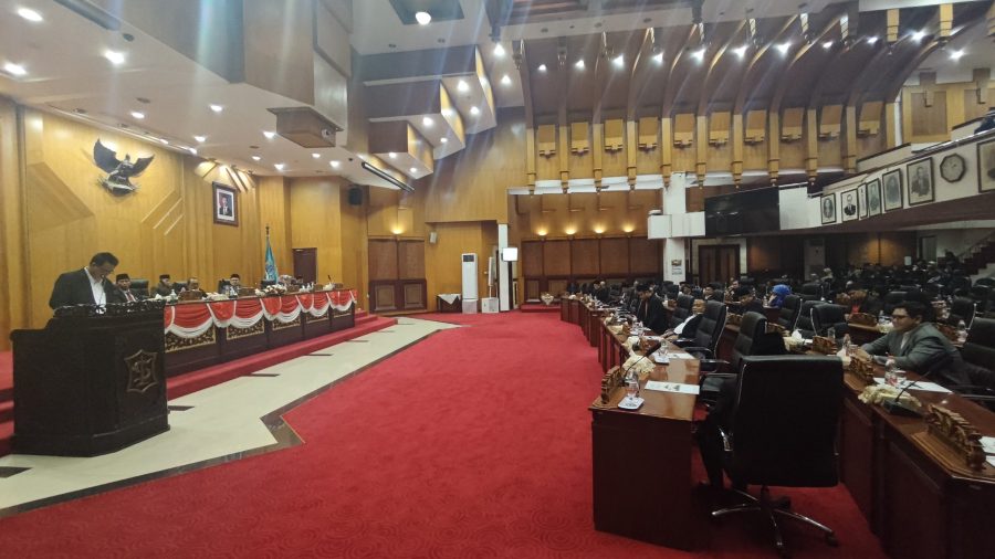 DPRD Surabaya