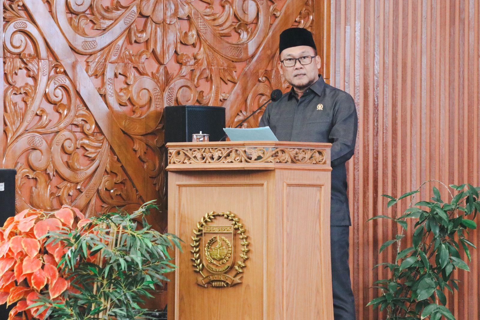 dprd-kota-depok-sahkan-rancangan-peraturan-daerah-tentang-jaringan-utilitas-terpadu-0.jpeg