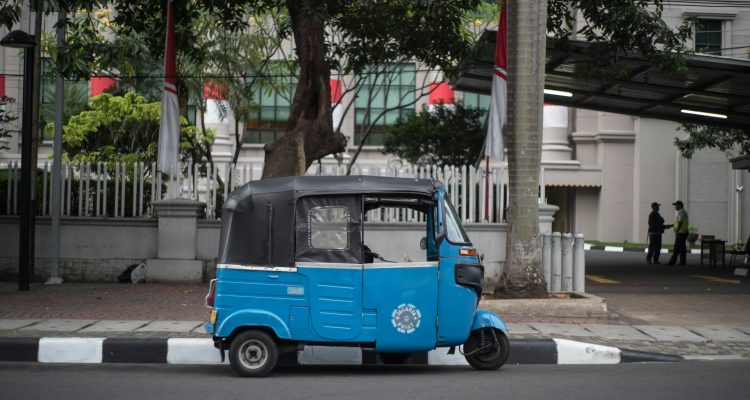 DPRD solo polemik bajaj di solo