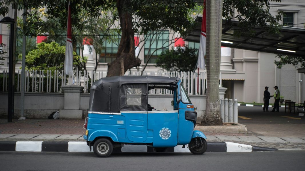 DPRD solo polemik bajaj di solo