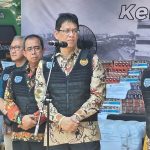 Purbaya Jawab Kritik Adian PDIP Soal Penertiban Bisnis Baju Bekas