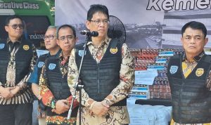 Purbaya Jawab Kritik Adian PDIP Soal Penertiban Bisnis Baju Bekas