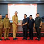 RAPBD 2026 Disahkan, DPRD Ingatkan Pengeluaran Sesuai Kemampuan Daerah RAPBD 2026 Disahkan, DPRD Ingatkan Pengeluaran Sesuai Kemampuan Daerah