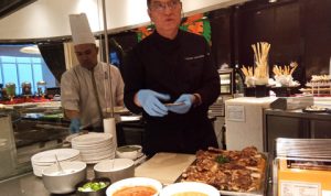 Spesial, Chef Vindex Tampilkan Masakan Dunia untuk Warga Surabaya Spesial, Chef Vindex Tampilkan Masakan Dunia untuk Warga Surabaya