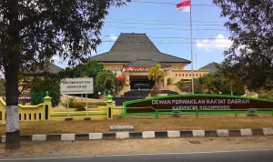 DPRD Kulon Progo Terima Aspirasi Revisi Perda KTR, Kesehatan Masyarakat Jadi Prioritas DPRD Kulon Progo Terima Aspirasi Revisi Perda KTR, Kesehatan Masyarakat Jadi Prioritas