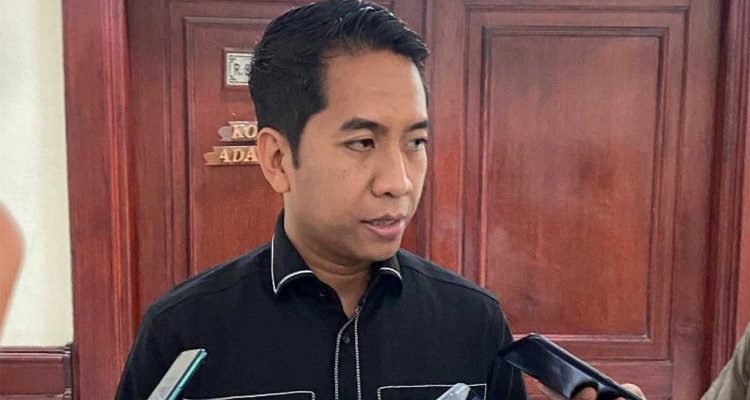 ERI IRAWAN DPRD SURABAYA