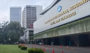 Kemendiktisaintek Minta Adaksi Hentikan Pembahasan Tukin Dosen 2020-2024