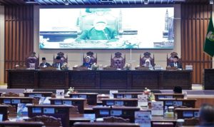 Peran dan Kehadiran Kadis Dagperinkopukm dalam Sidang Paripurna DPRD Buleleng