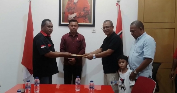 Yosef Badeoda Pimpin DPC PDIP Ende, Fery Taso Tetap Pemimpin DPRD