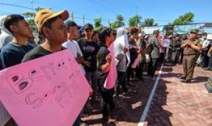 demo-pungli-di-ponorogo_43.jpeg Rekam Jejak Kokoh Priyo