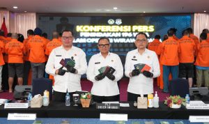 Operasi Wirawaspada: 220 WNA Ditangkap Imigrasi