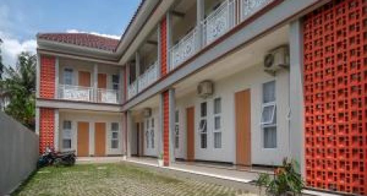 Anggota DPRD Manggarai Barat: Jangan Hanya Tangkap Pemburu Rusa, Cabut Juga Izin Proyek Vila di Pulau Padar!