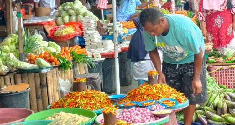 Pemprov Jatim Hadirkan Pasar Murah untuk Stabilisasi Harga Sembako Jelang Natal