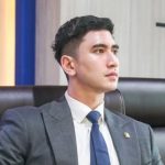 Verrel Bramasta Dapat Hadiah dari TNI AL Saat Tinjau Bencana