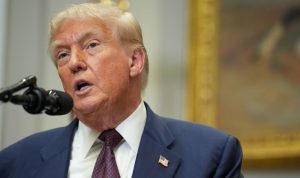 Trump Turunkan Standar Efisiensi Bahan Bakar, Memicu Kontroversi di Industri Otomotif AS