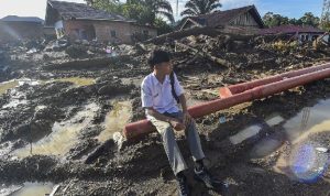 Pemerintah Mudahkan Dokumen Pendidikan Korban Banjir Sumatera Pemerintah Mudahkan Dokumen Pendidikan Korban Banjir Sumatera
