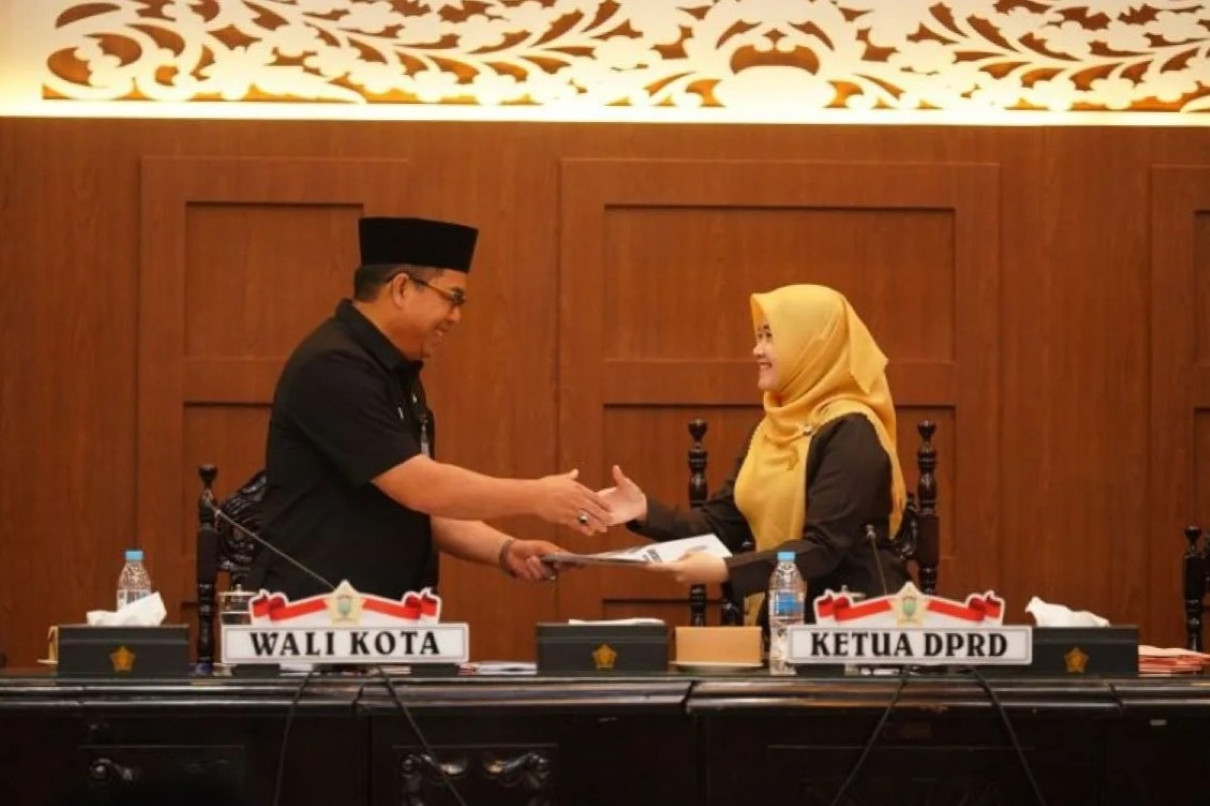 DPRD Probolinggo sahkan 5 raperda, ini daftarnya