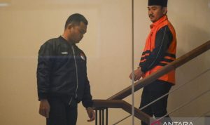 KPK usut asal-usul mobil mewah Land Cruiser milik Ade Kuswara