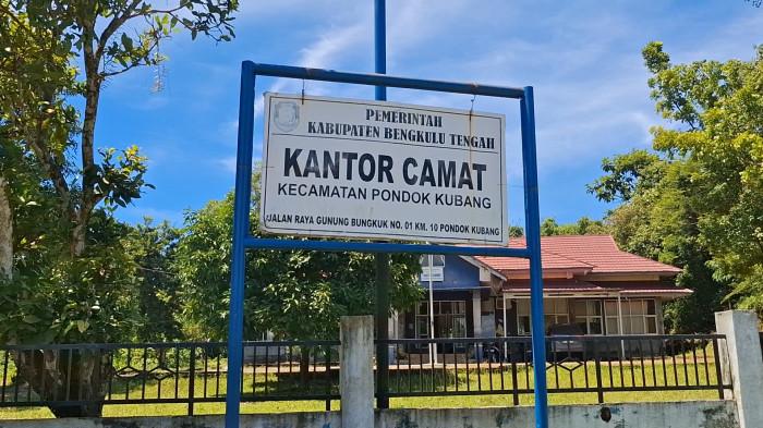 DPRD Bengkulu Tengah desak polemik camat Pondok Kubang dan para kades segera diselesaikan