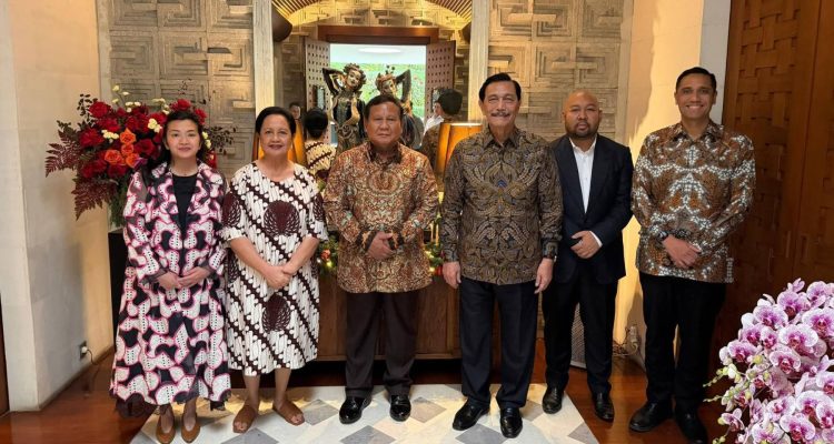 Prabowo-Didit kunjungi Luhut di momen Natal, bicara kebangsaan hingga perekonomian