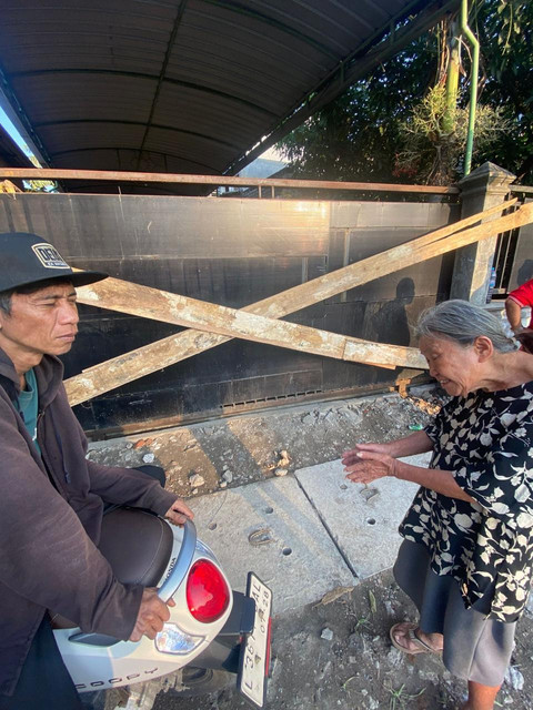 Kisah nenek Elina diusir paksa dari rumahnya di Surabaya, pemkot turun tangan