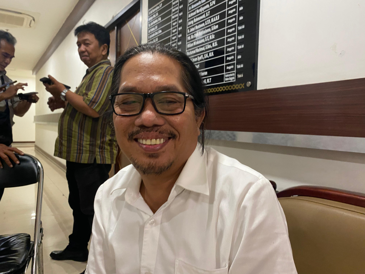 Detik-detik Warga Wonorejo Rungkut Ambruk Usai Hearing Bareng Komisi B DPRD Surabaya