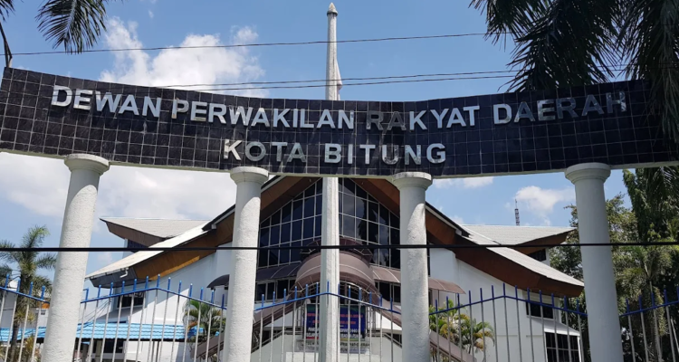 Reses DPRD Bitung: Yani Ponengoh Serap Aspirasi Pedagang Girian