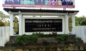 DPRD Kotim Tunggu Penjelasan PT BSL Terkait Dugaan Pembabatan Hutan DPRD Kotim Tunggu Penjelasan PT BSL Terkait Dugaan Pembabatan Hutan