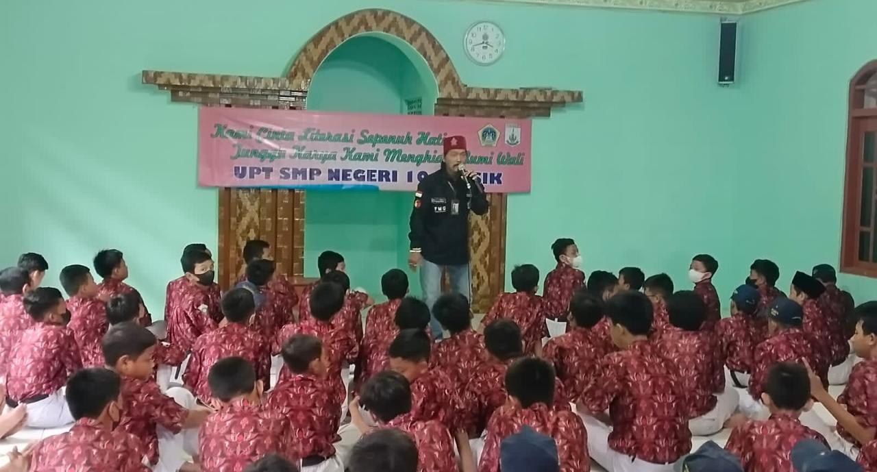 Kepedulian Sosial yang Menggugah Hati di Sekolah Negeri 1 Gresik, Beri Rp26,6 Juta untuk Korban Bencana Aceh dan Sumatra