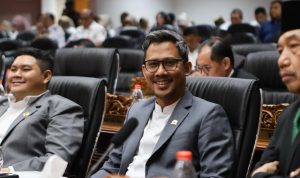 Azhar Kahfi Kawal Raperda Kampung Cerdas: Jangan Sekadar Nama, Warga Harus Nikmati Layanan Modern