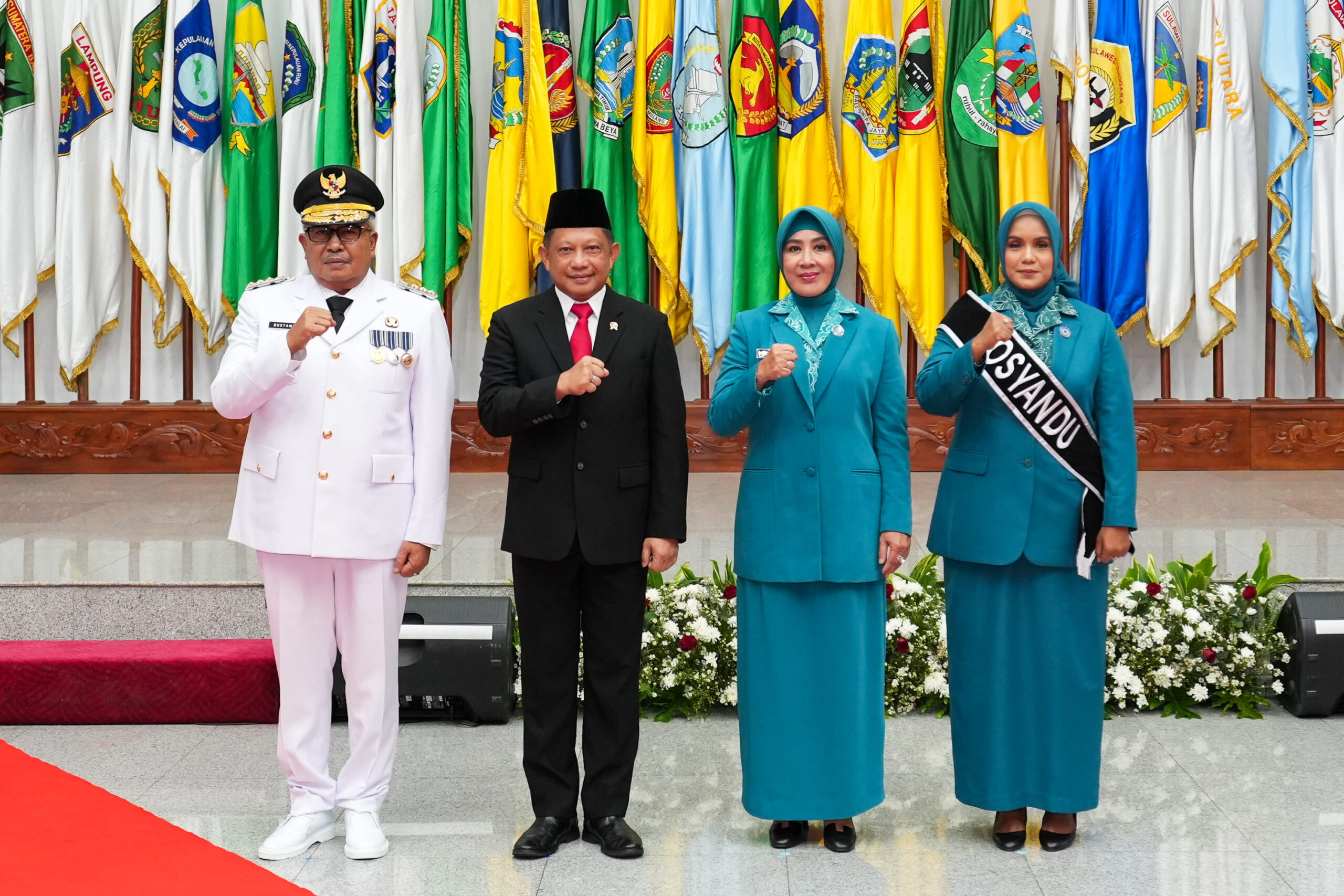 Tri Tito Lantik Anggieta Bestari Tabo Jadi Ketua TP PKK Papua Pegunungan