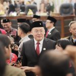 Anggota DPRD Banten Abraham Garuda lepas misi kemanusiaan ambulans relawan ke Sumatera