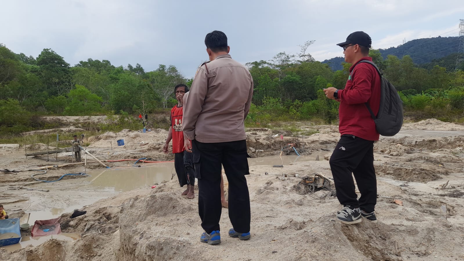 Komisi II DPRD Tinjau Perumdam Tirta Sejiran Setason