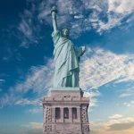 Benarkah Patung Liberty Roboh? Fakta atau Hoax, AS atau Brasil?