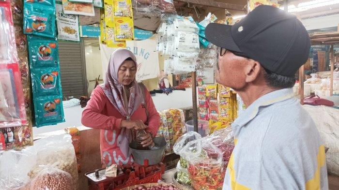 Ketua DPRD tegaskan jangan ada tarik-tarikan harga buntut relokasi pedagang Bitingan Kudus