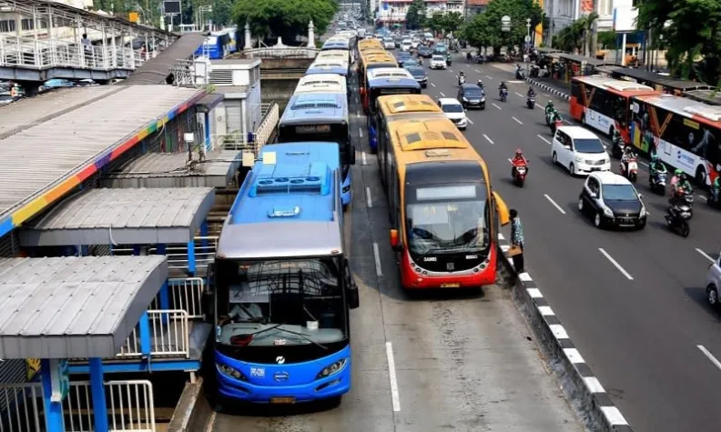 Program KJP Plus DKI Jakarta: Subsidi Pangan dan Transportasi Gratis untuk Buruh