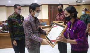 Bupati Badung Adi Arnawa serahkan penghargaan kepada 187 veteran