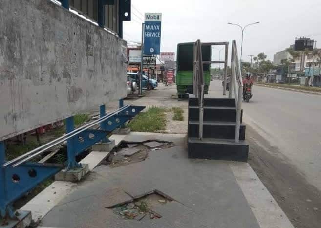Aksi coret halte bus Pekanbaru dikecam, ini respons DPRD