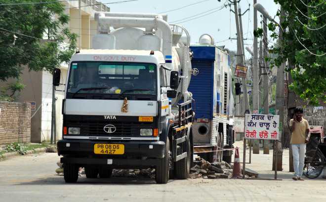 Perbaikan Infrastruktur Sanitasi di Panaji: Proses Pembersihan Saluran Pembuangan Berjalan Lancar