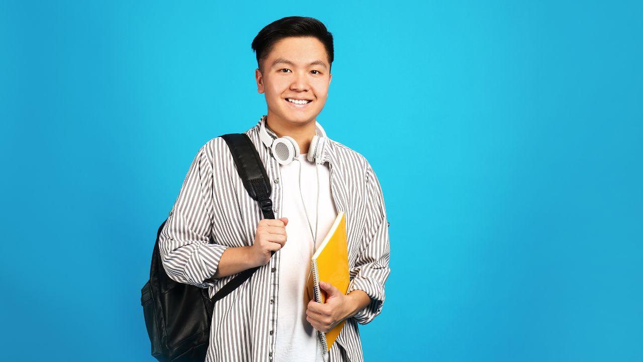 Kebijakan Beasiswa yang Mengancam Mahasiswa Kurang Mampu, Pemkot Surabaya Kurangi Bantuan