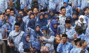 Tahun Baru, Silatnas PPPK Belum Digelar, Alih Status ke PNS Batal? Teten Beri Pernyataan Tahun Baru, Silatnas PPPK Belum Digelar, Alih Status ke PNS Batal? Teten Beri Pernyataan