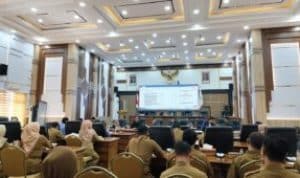 Rapat Dengar Pendapat Pansus I DPRD Balangan Bahas Raperda Fasilitasi Pesantren Rapat Dengar Pendapat Pansus I DPRD Balangan Bahas Raperda Fasilitasi Pesantren